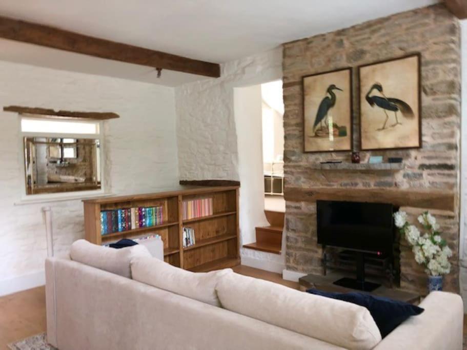 Luxury Cottage Near Hay-On-Wye Llanigon Exterior foto